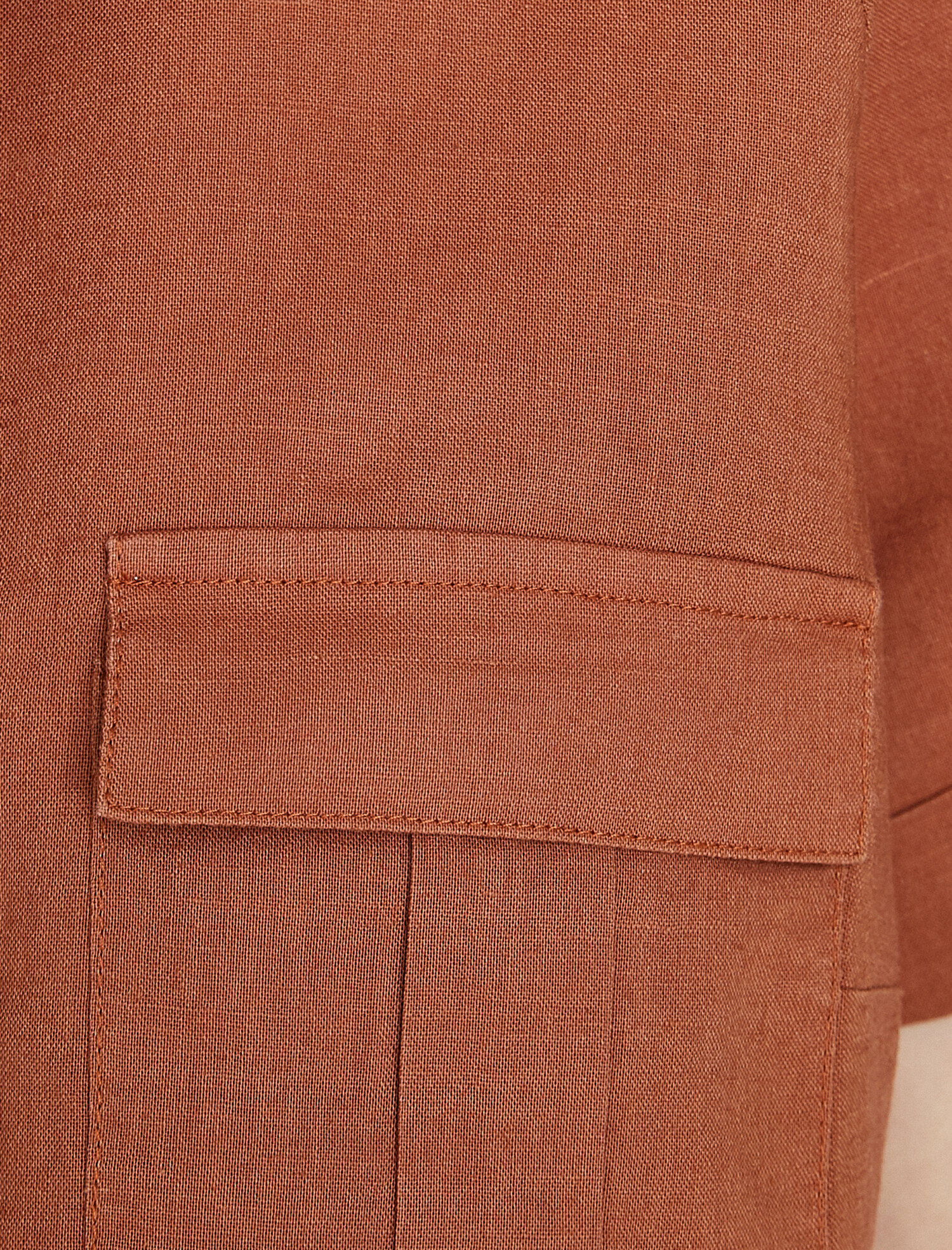   Cep Detaylı Gömlek