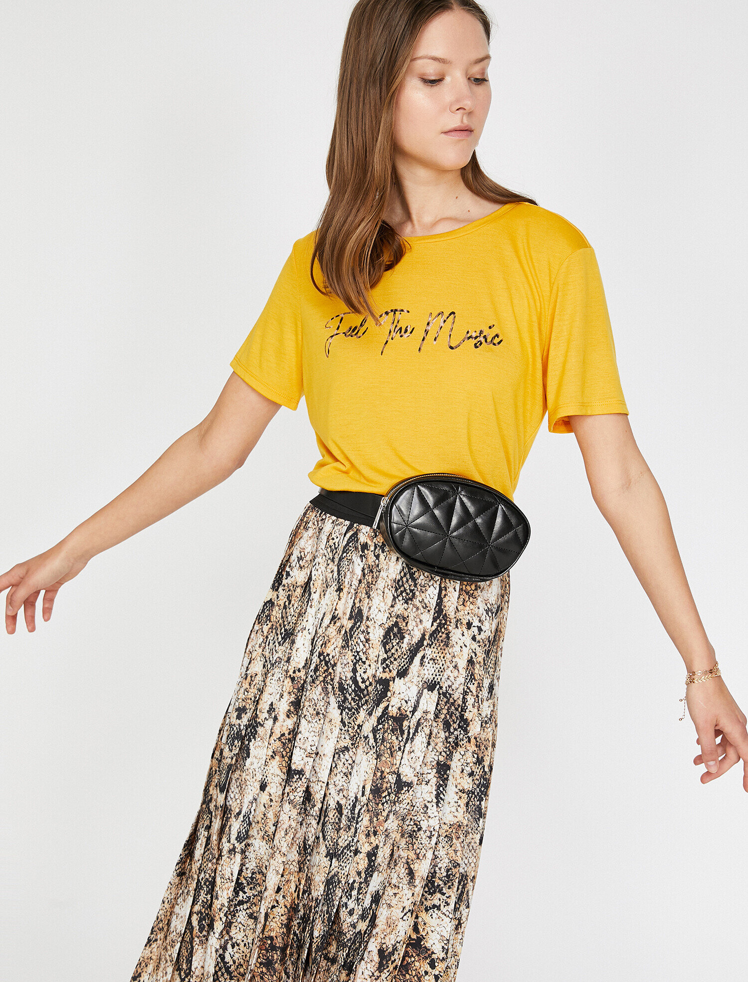   Yazılı Baskılı Tişört