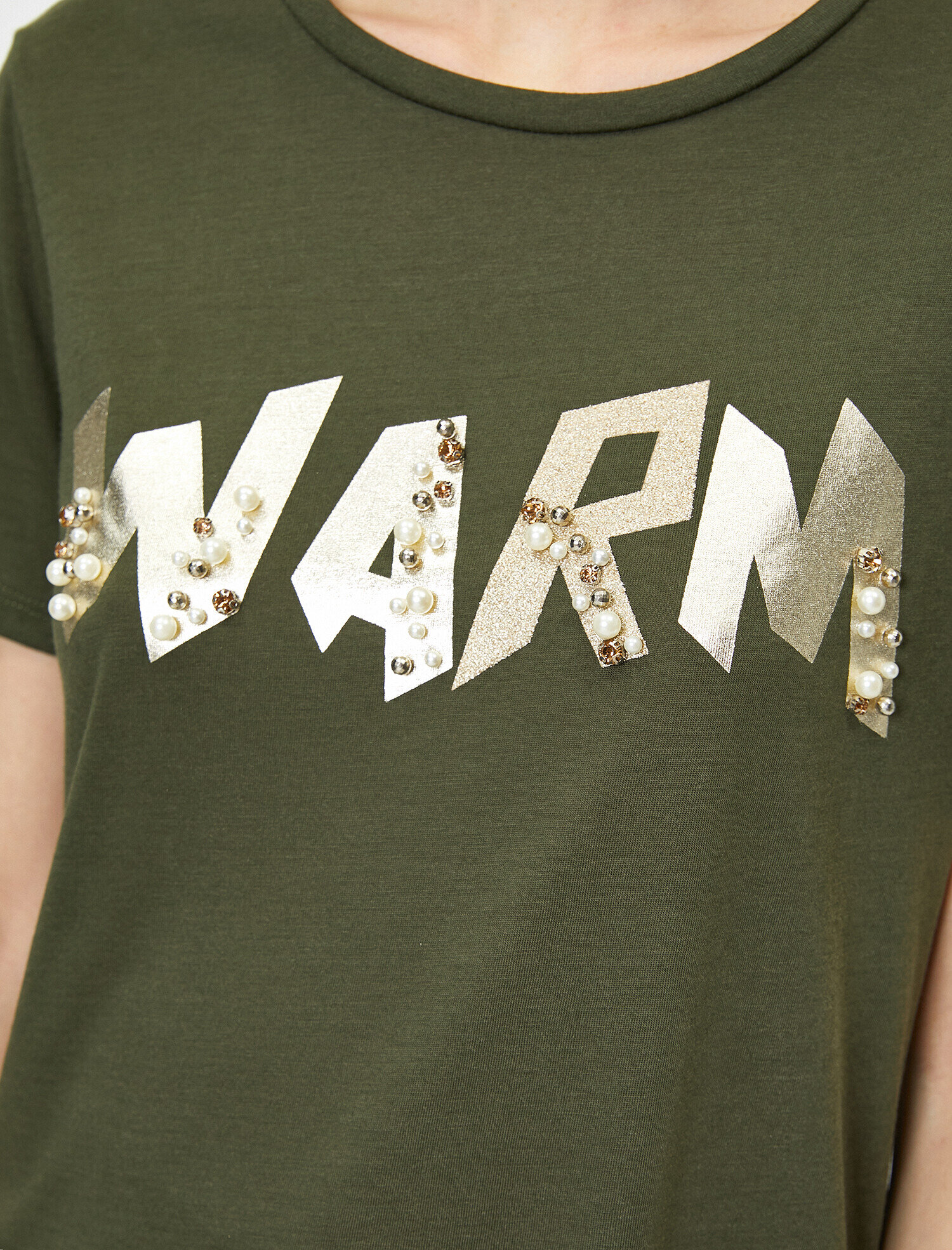   İnci Detaylı Tişört