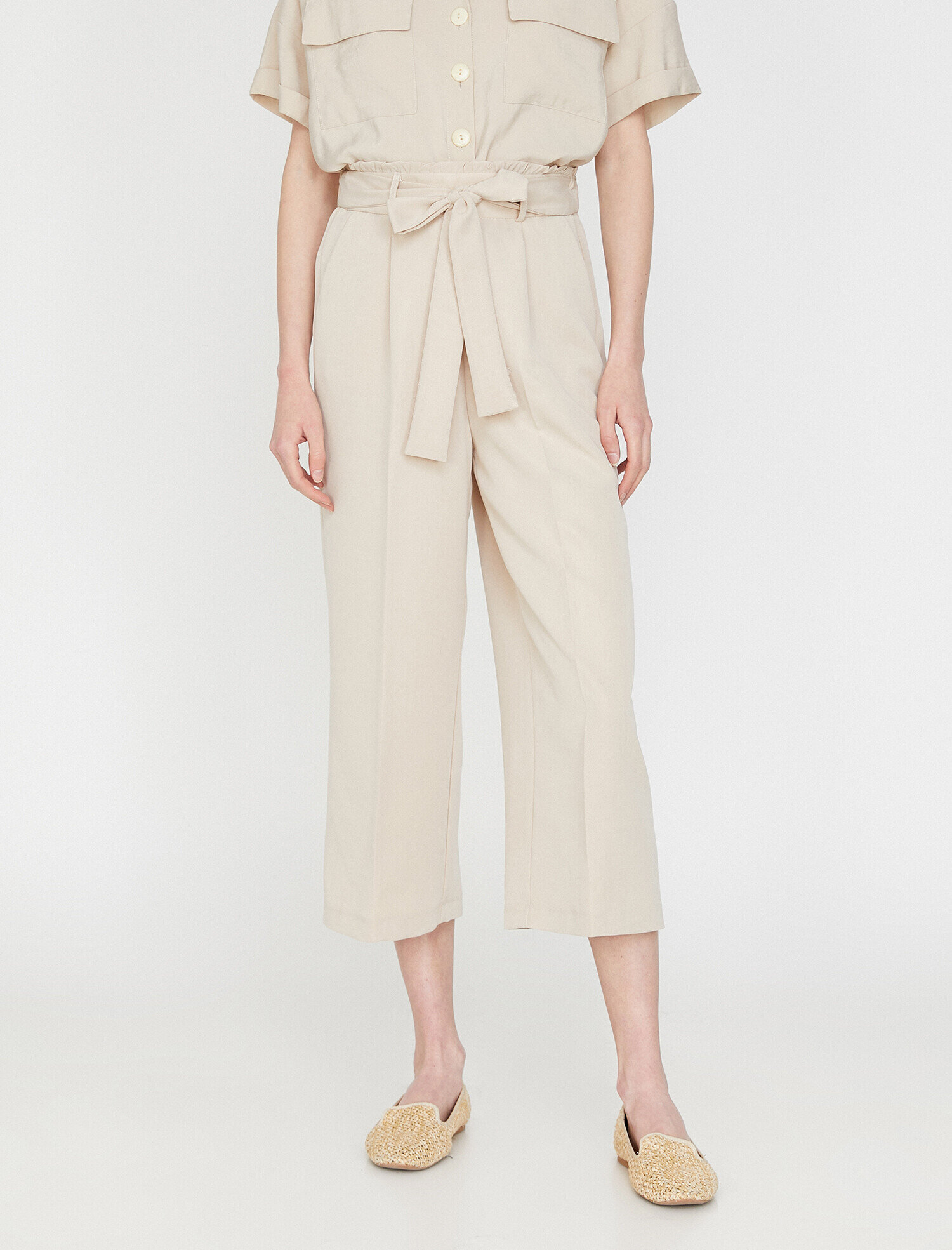   Beli Bağlamalı Pantolon