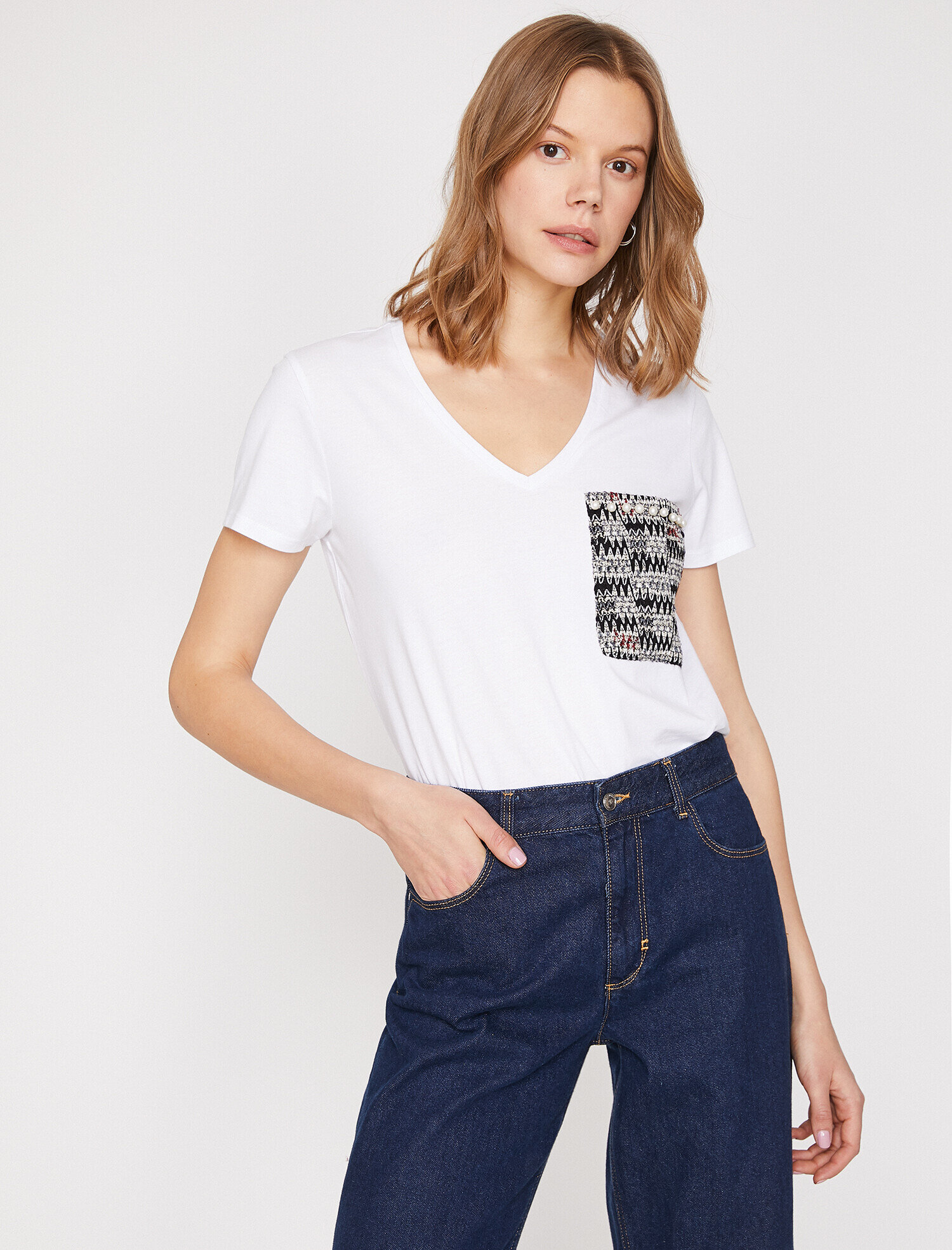 Cep Detaylı Tişört