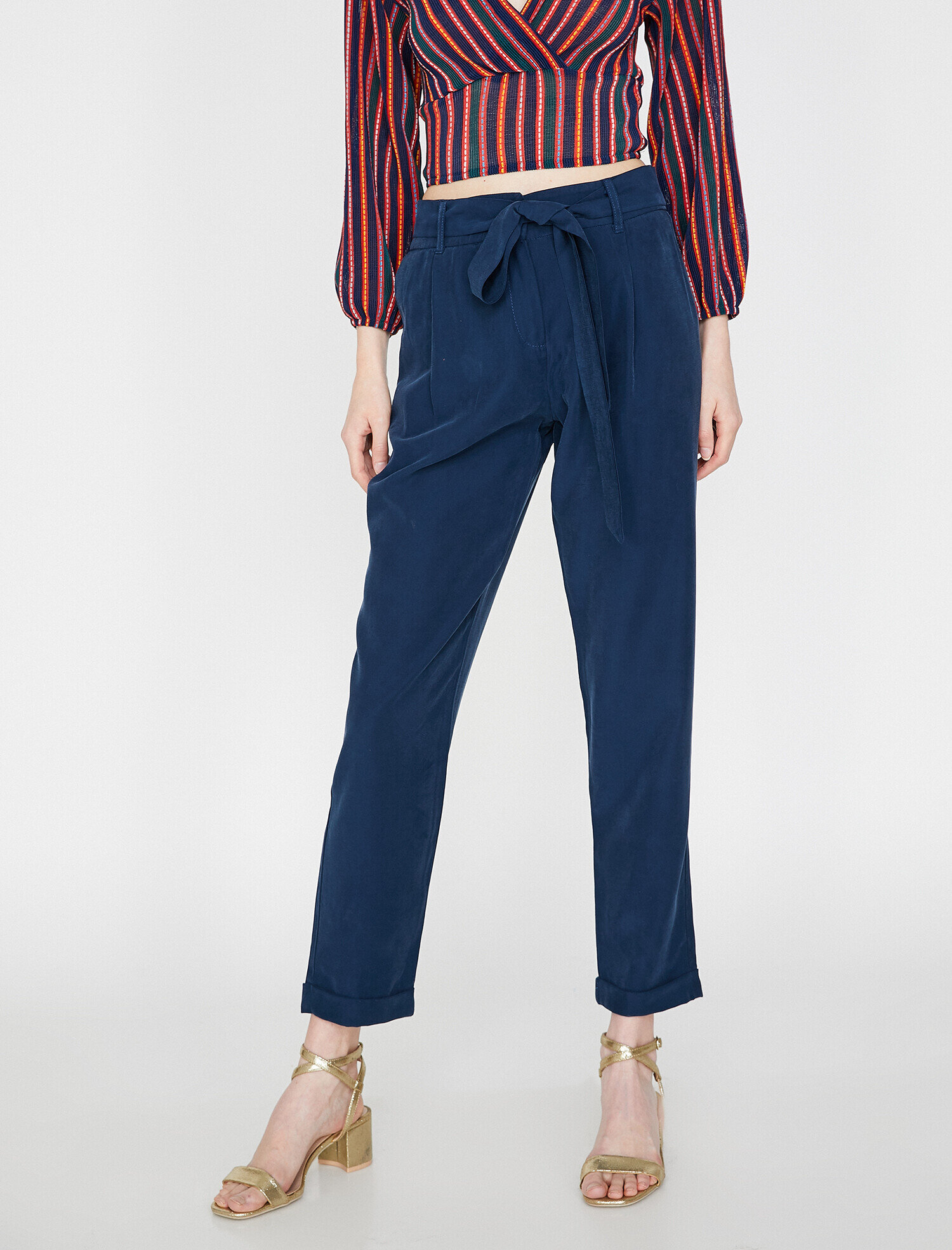   Beli Bağlamalı Pantolon