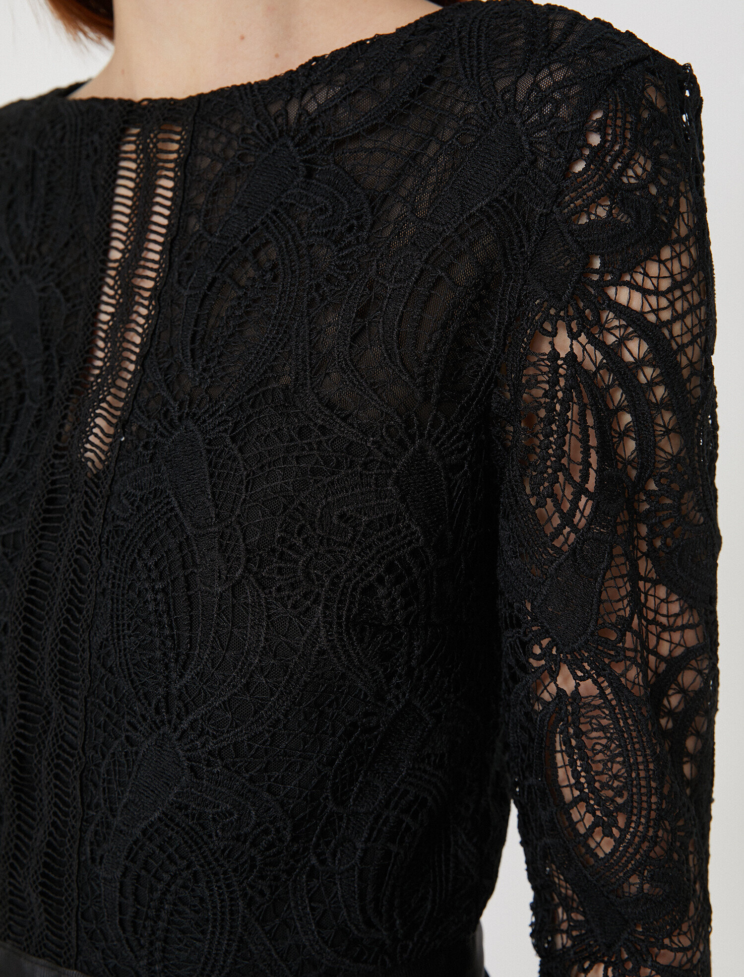 Dantel Detaylı Abiye Elbise