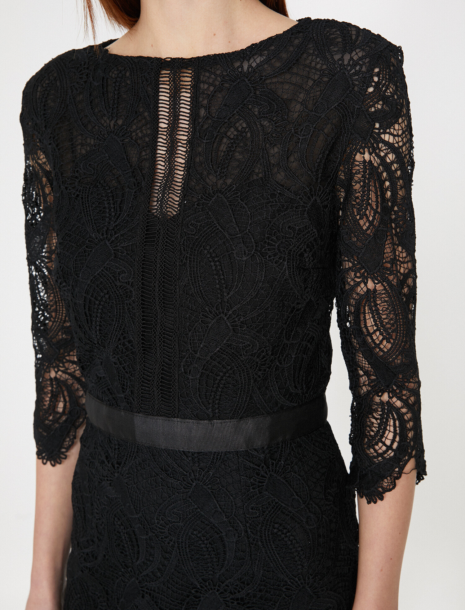 Dantel Detaylı Abiye Elbise