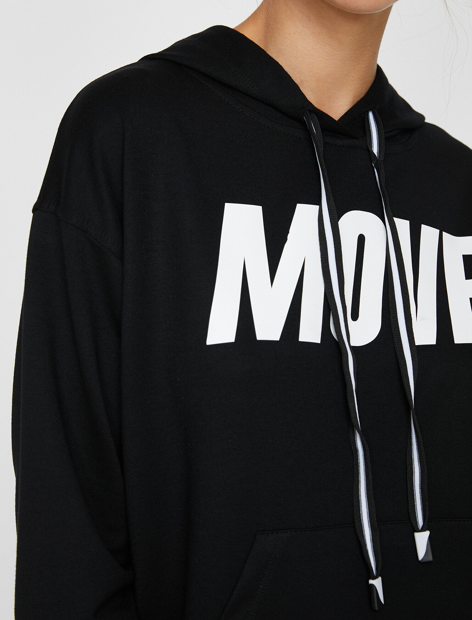   Kapüşonlu Sweatshirt