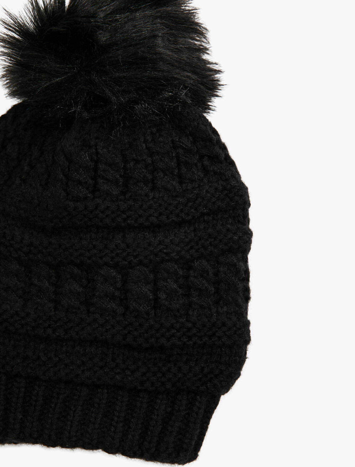  Kadın Ponponlu Örgü Şapka