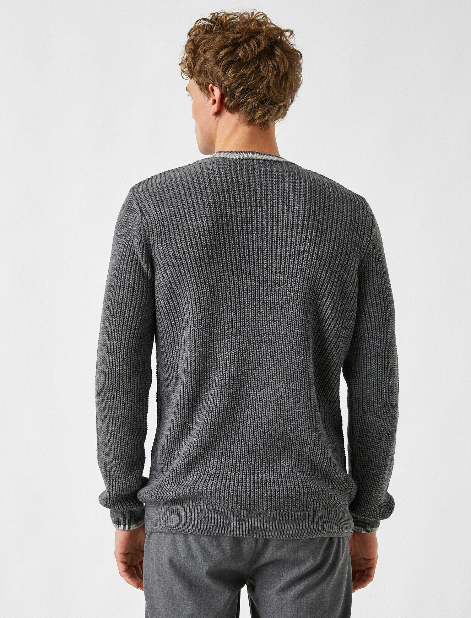   Basic Kazak Bisiklet Yaka