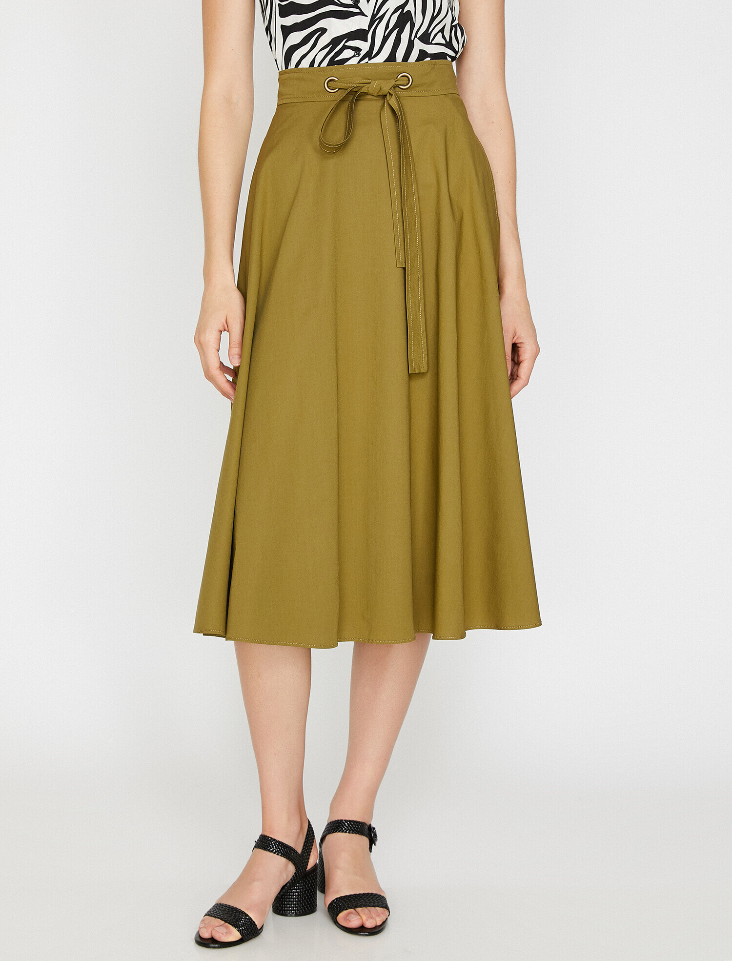   Skirtly Yours Styled by Melis Ağazat - Beli Bağlamalı Etek