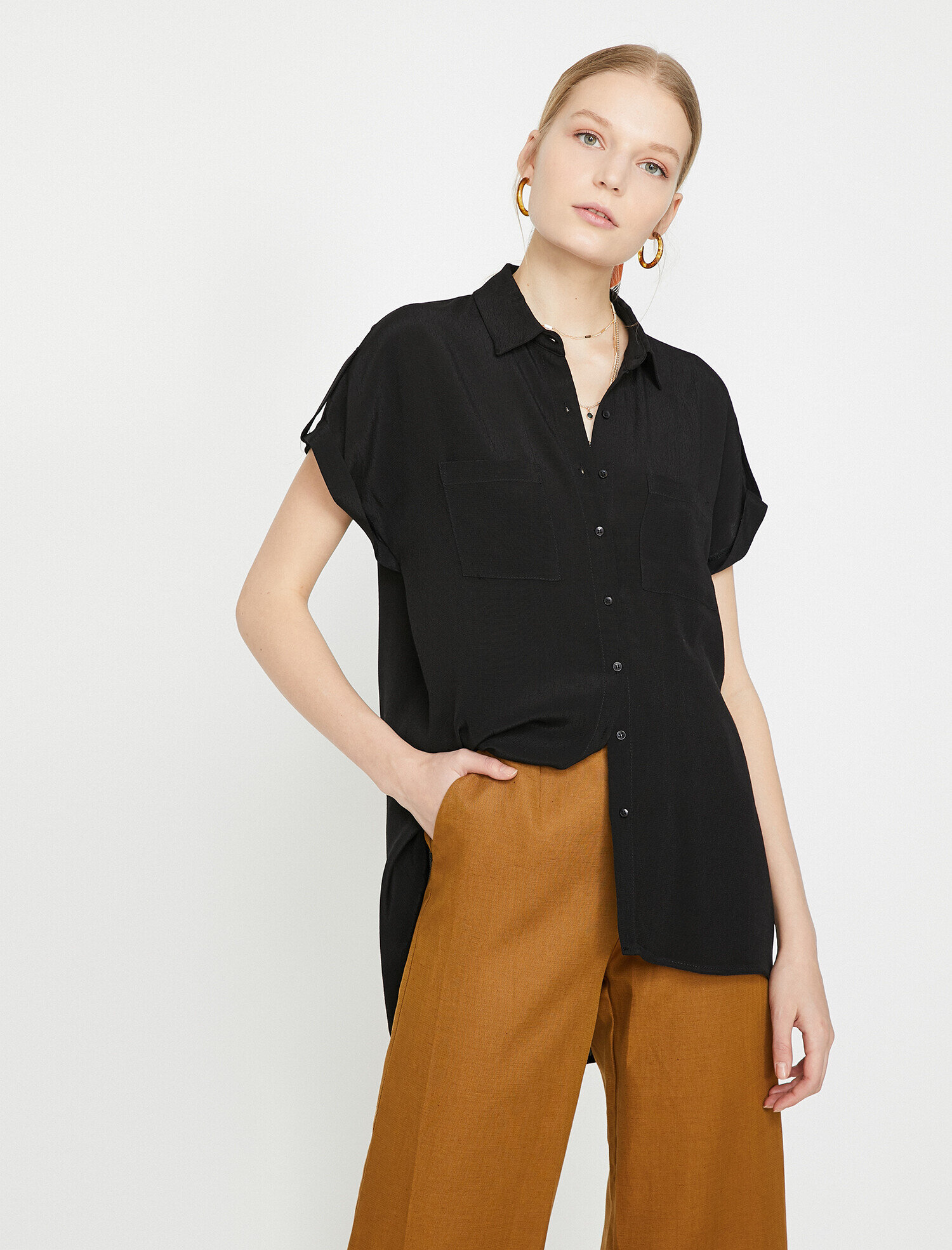   Cep Detaylı Gömlek