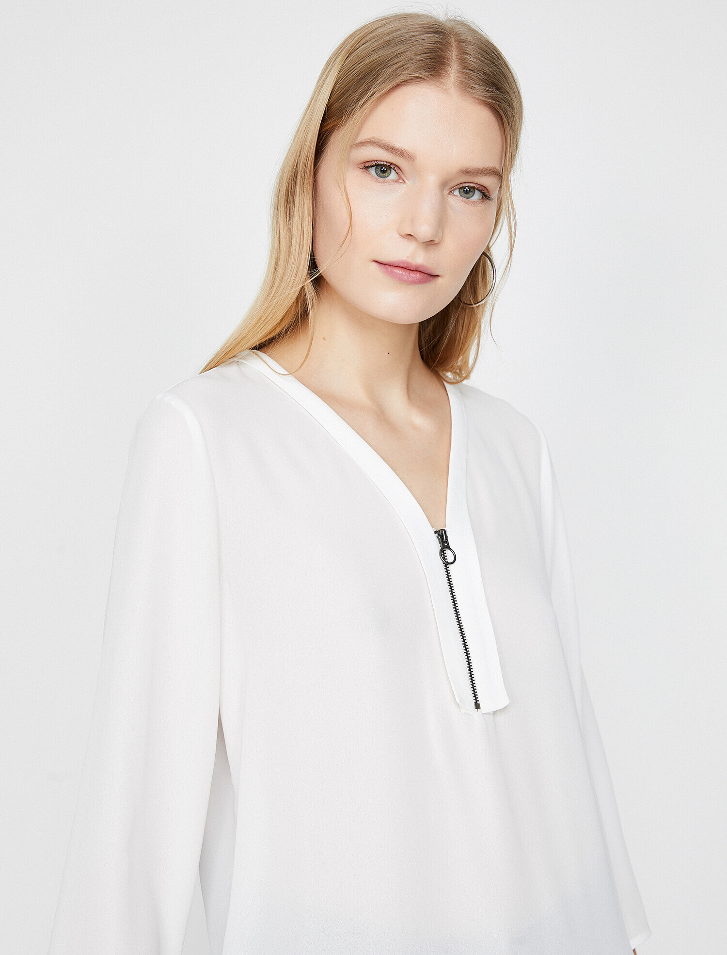   Fermuar Detaylı Bluz