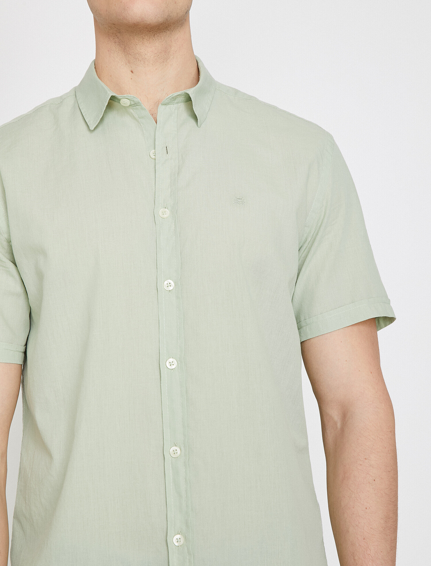   Slim Fit Kısa Kollu Casual Gömlek