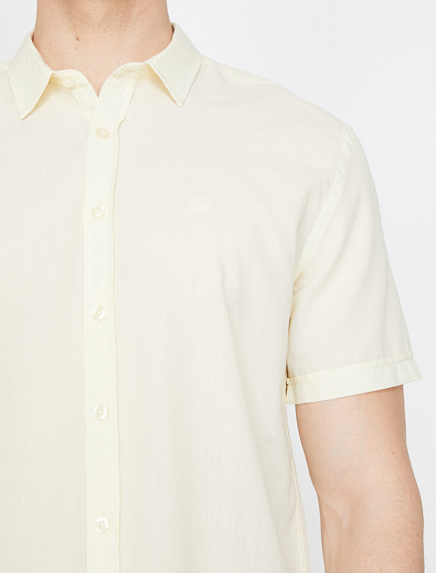   Slim Fit Kısa Kollu Casual Gömlek