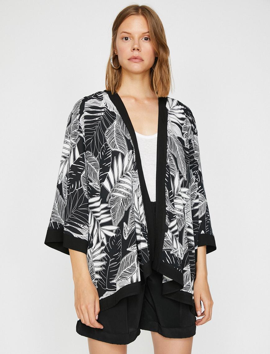   Çiçekli Kimono