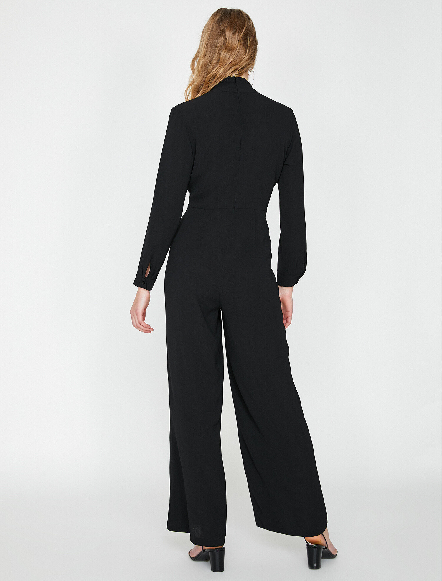   Beli Bağlamalı Tulum