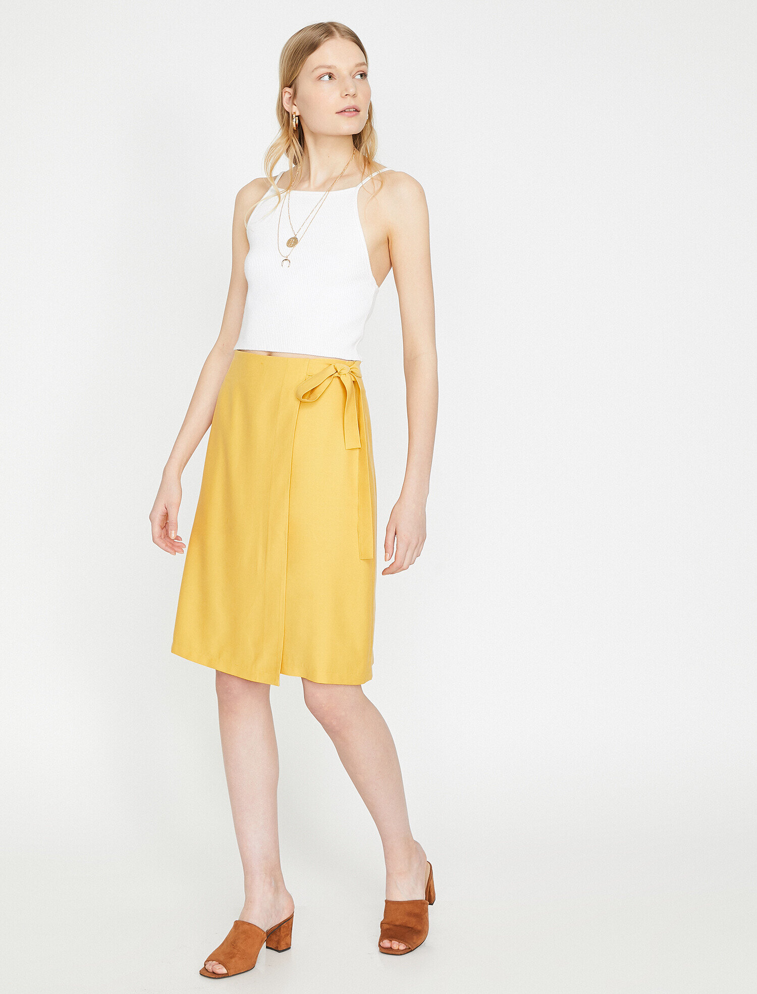   Beli Bağlamalı Etek