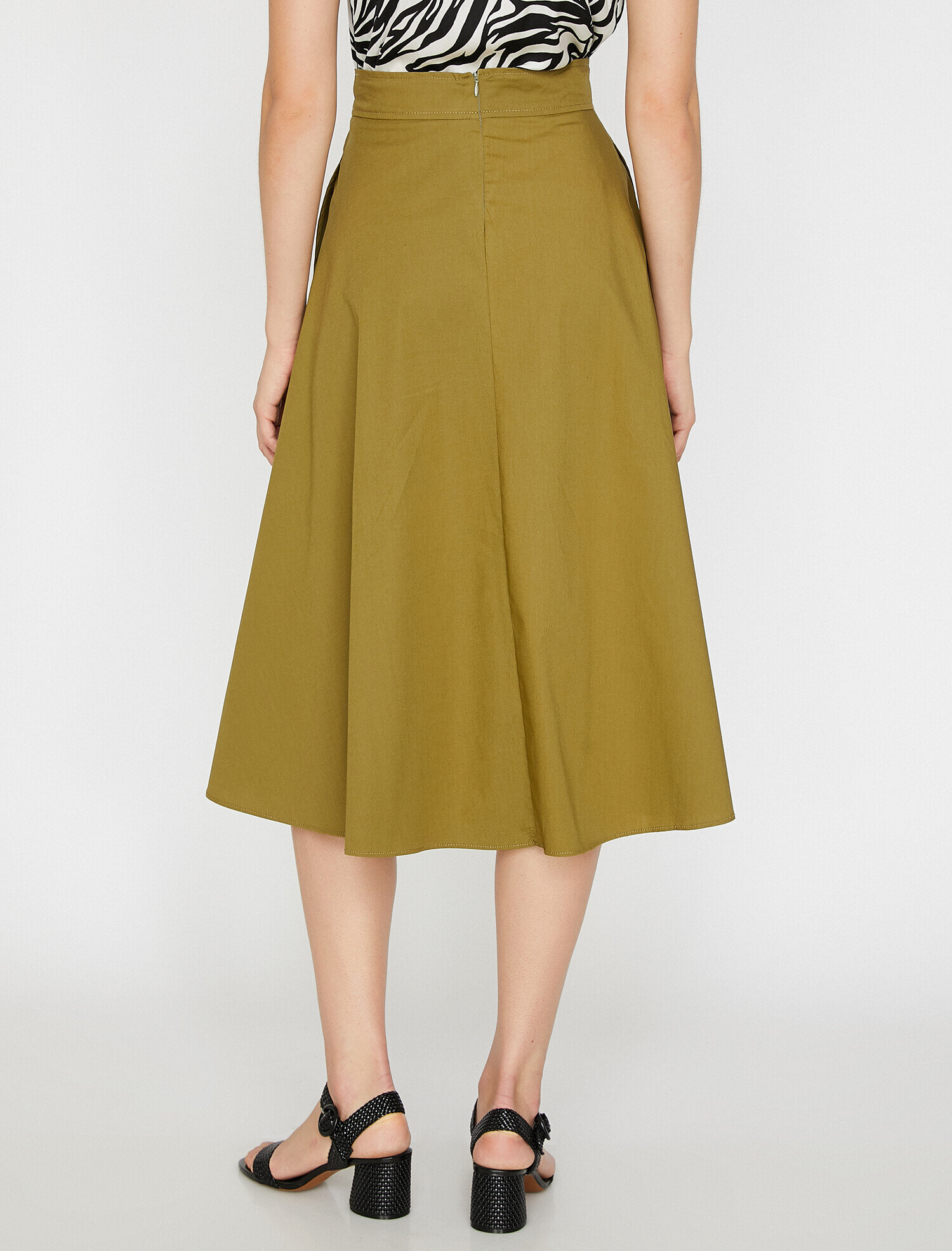   Skirtly Yours Styled by Melis Ağazat - Beli Bağlamalı Etek