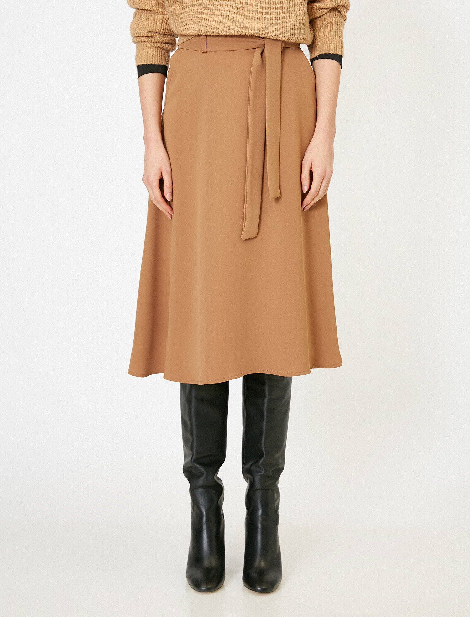   Beli Bağlamalı Etek