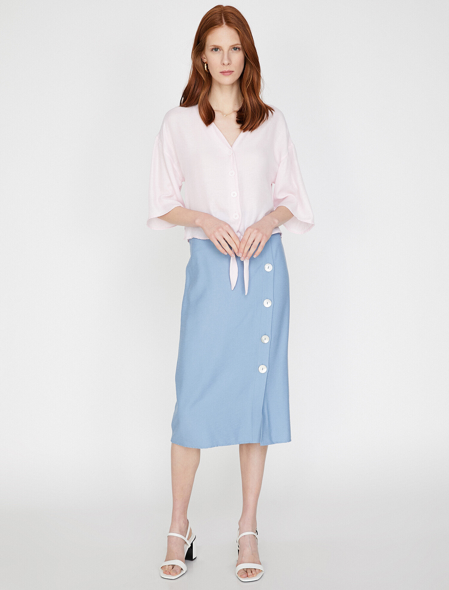   Beli Bağlamalı Gömlek