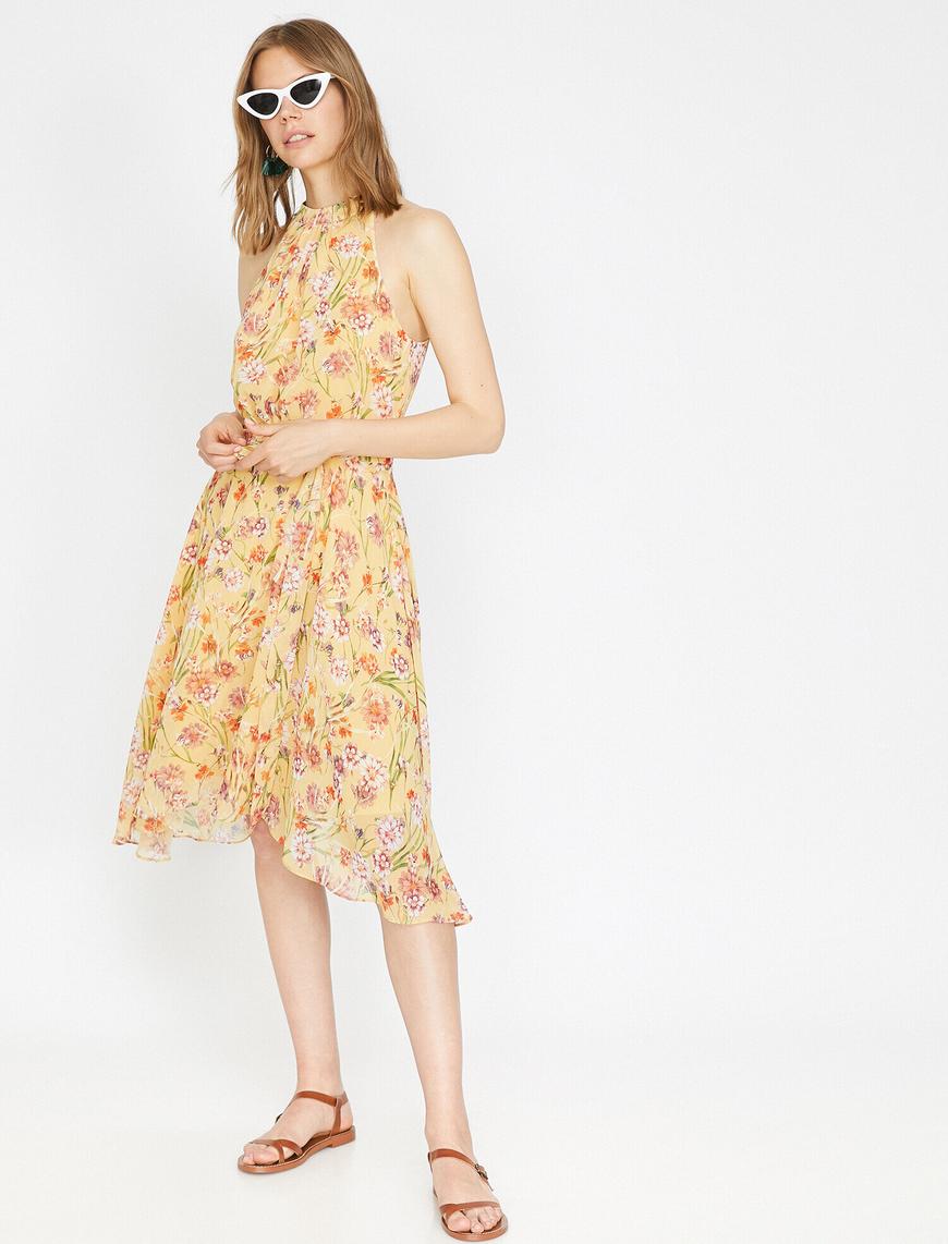   The Floral Dress - Çiçek Desenli Elbise