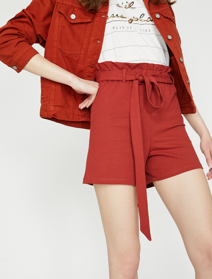  Beli Bağlamalı Şort