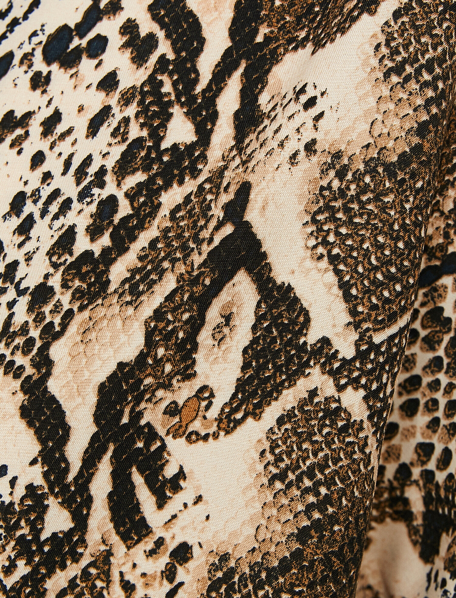   Yılan Derisi Desenli Elbise