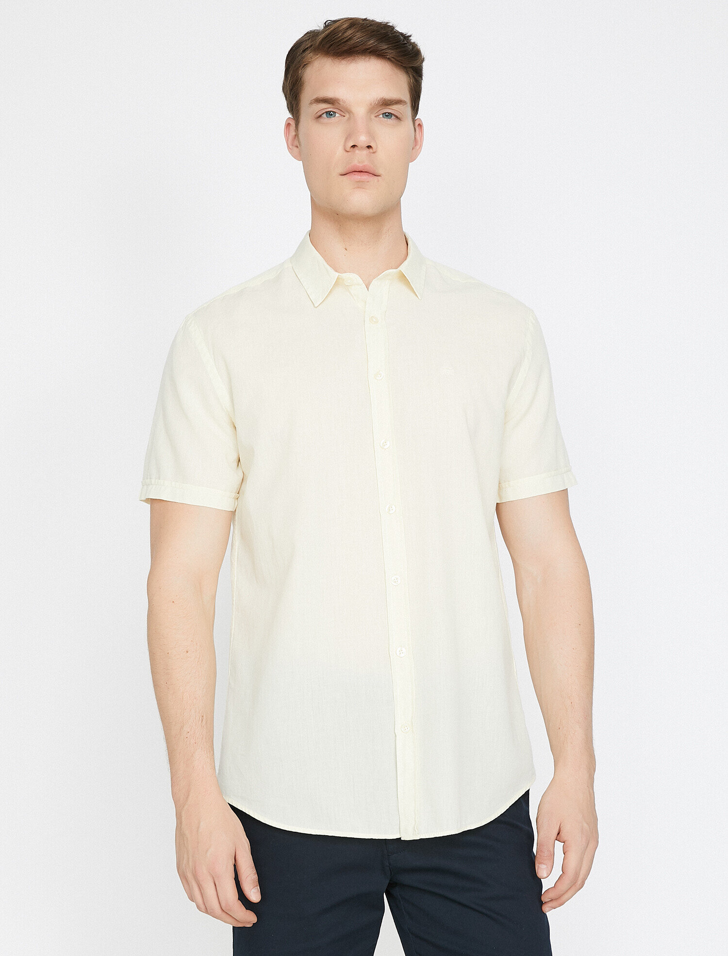   Slim Fit Kısa Kollu Casual Gömlek