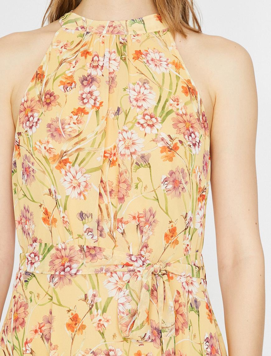  The Floral Dress - Çiçek Desenli Elbise