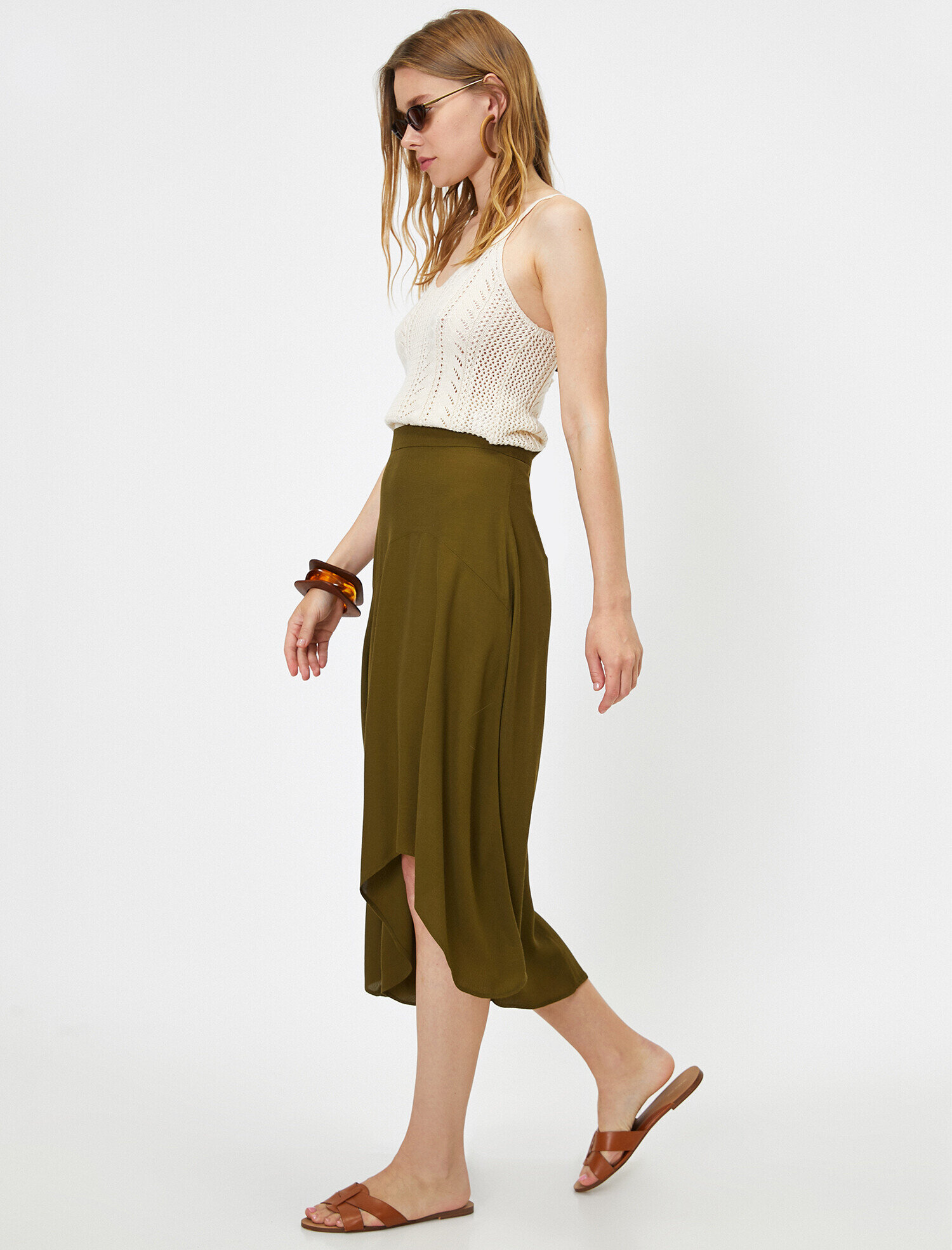   Fırfır Detaylı Etek