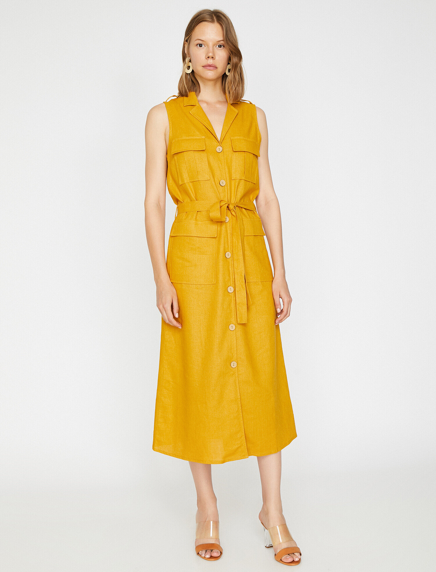   Düğme Detaylı Elbise