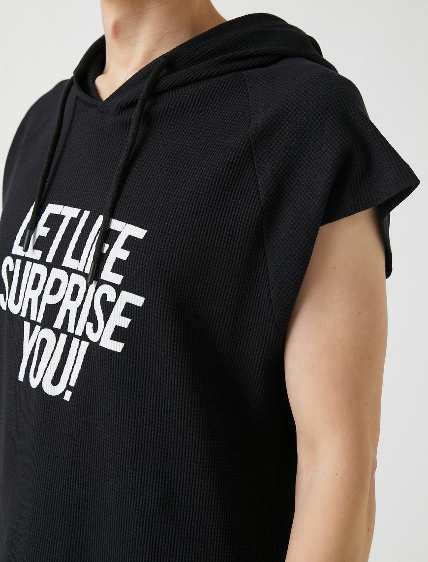   Oversize Kapşonlu Tişört Pamuklu Kolsuz Slogan Baskılı