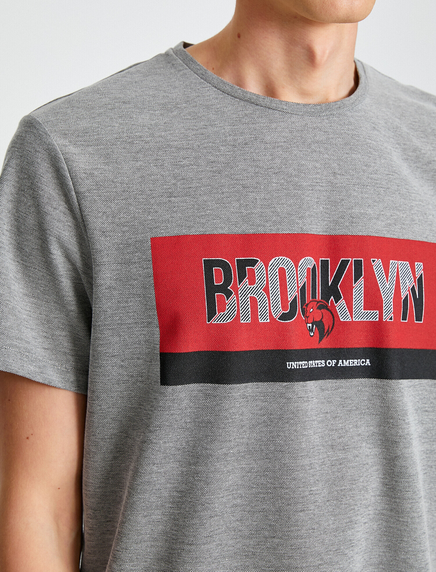   Brooklyn Baskılı Tişört