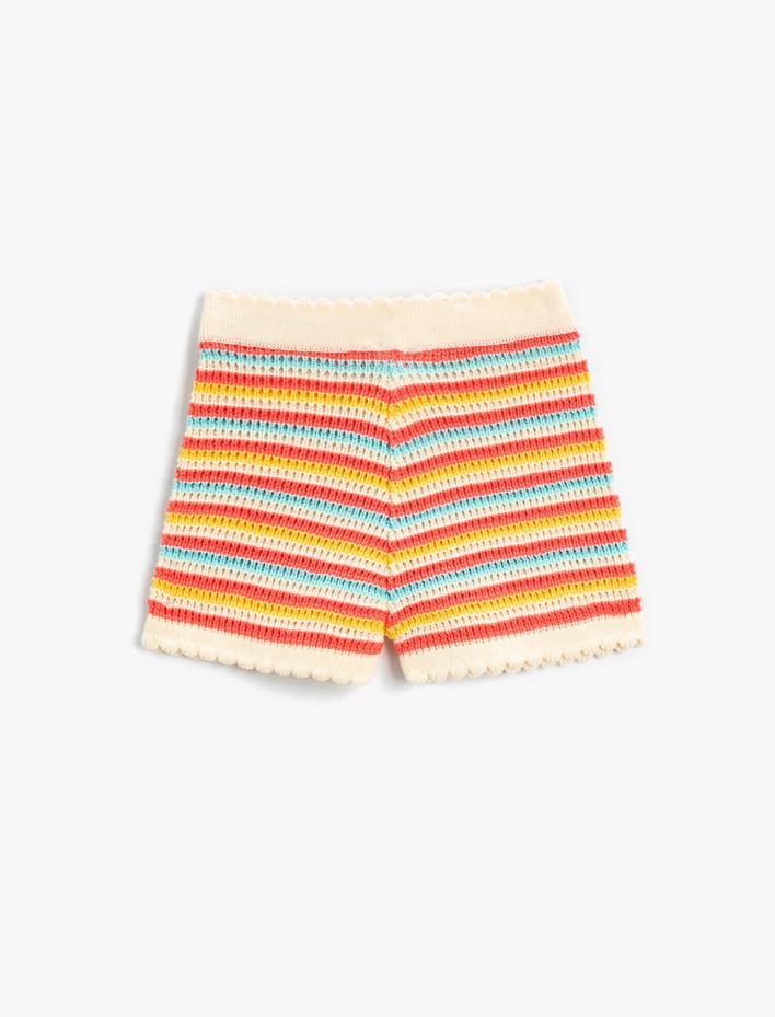 Kız Çocuk Desenli Dokulu Triko Şort
