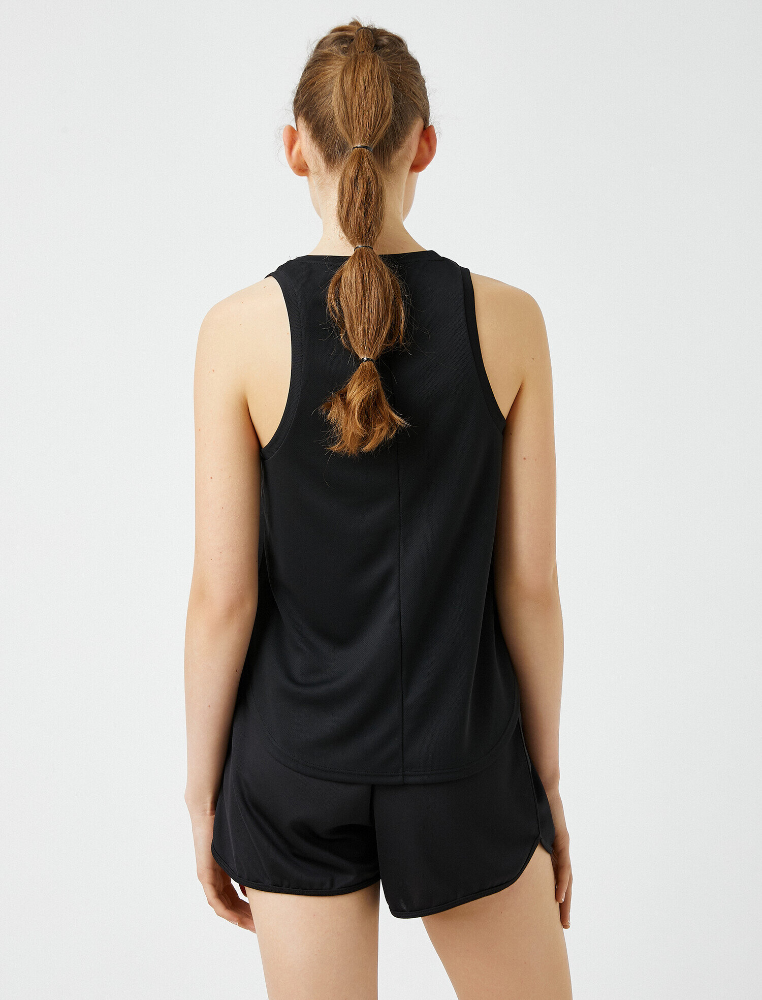   Bisiklet Yaka Kolsuz Tişört