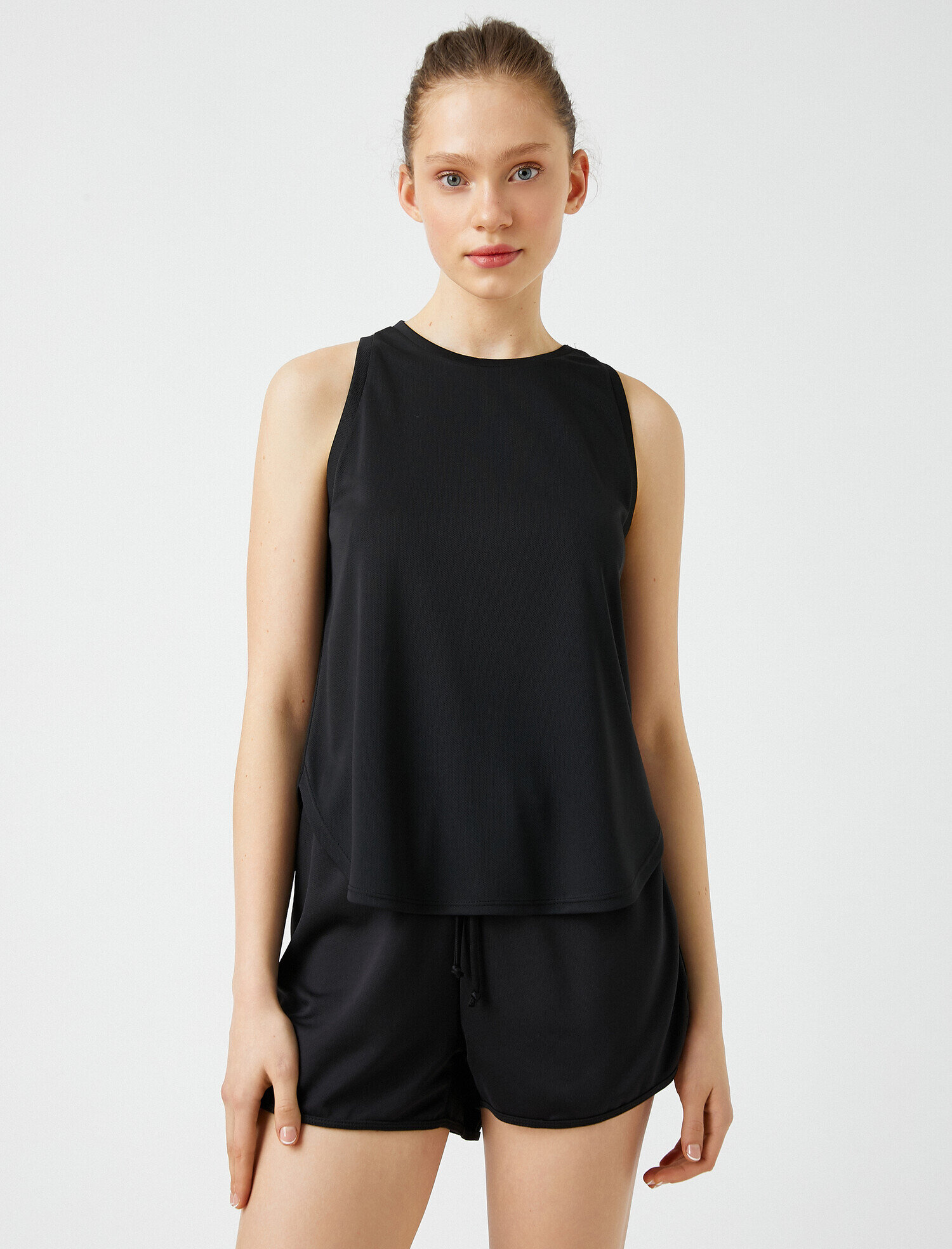   Bisiklet Yaka Kolsuz Tişört