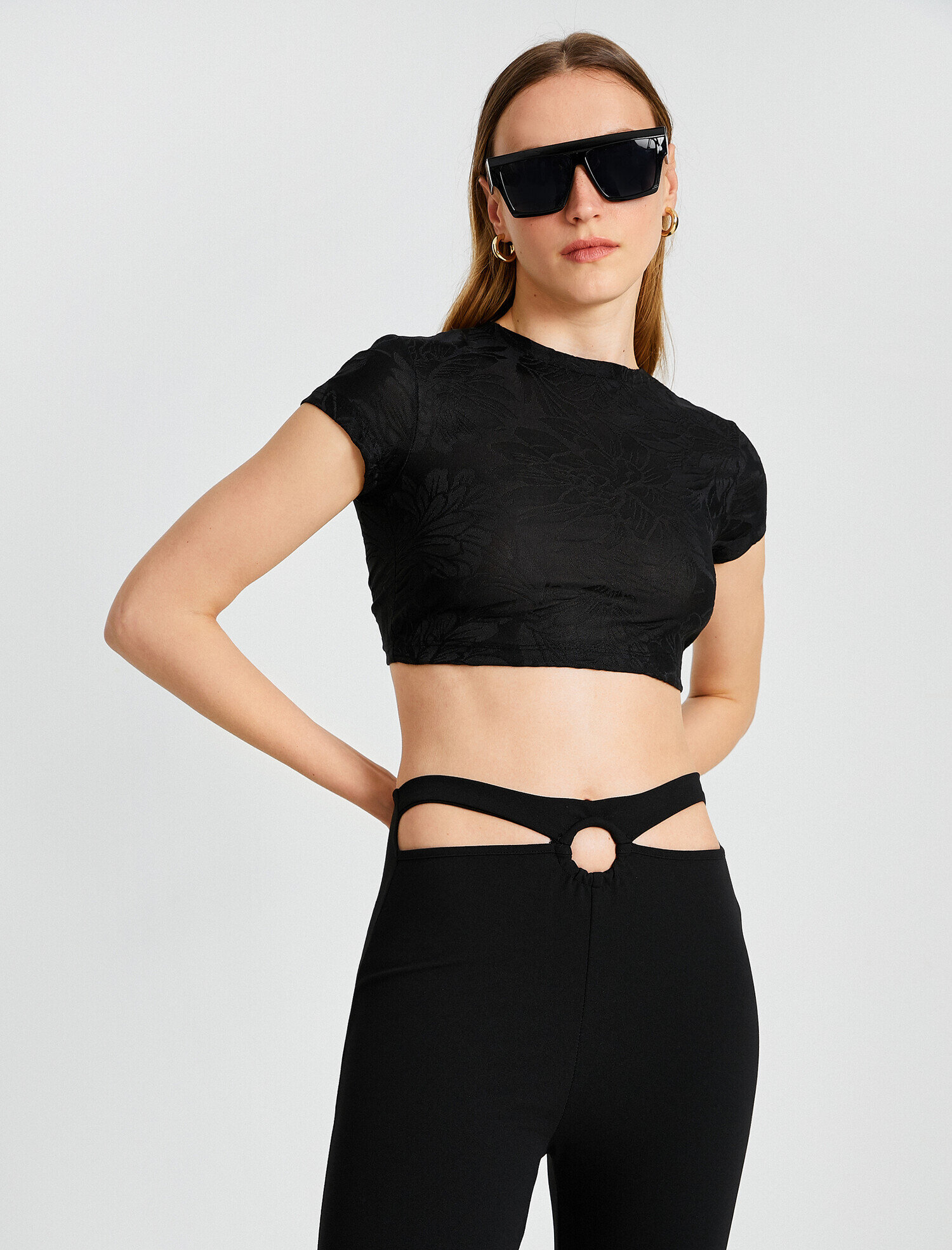   Desenli Crop Tişört Kısa Kollu Bisiklet Yaka