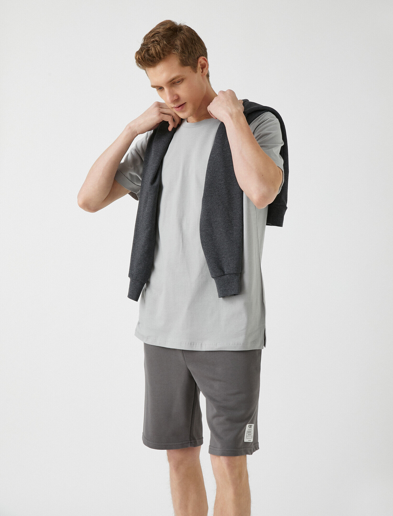   Basic Uzun Tişört Bisiklet Yaka