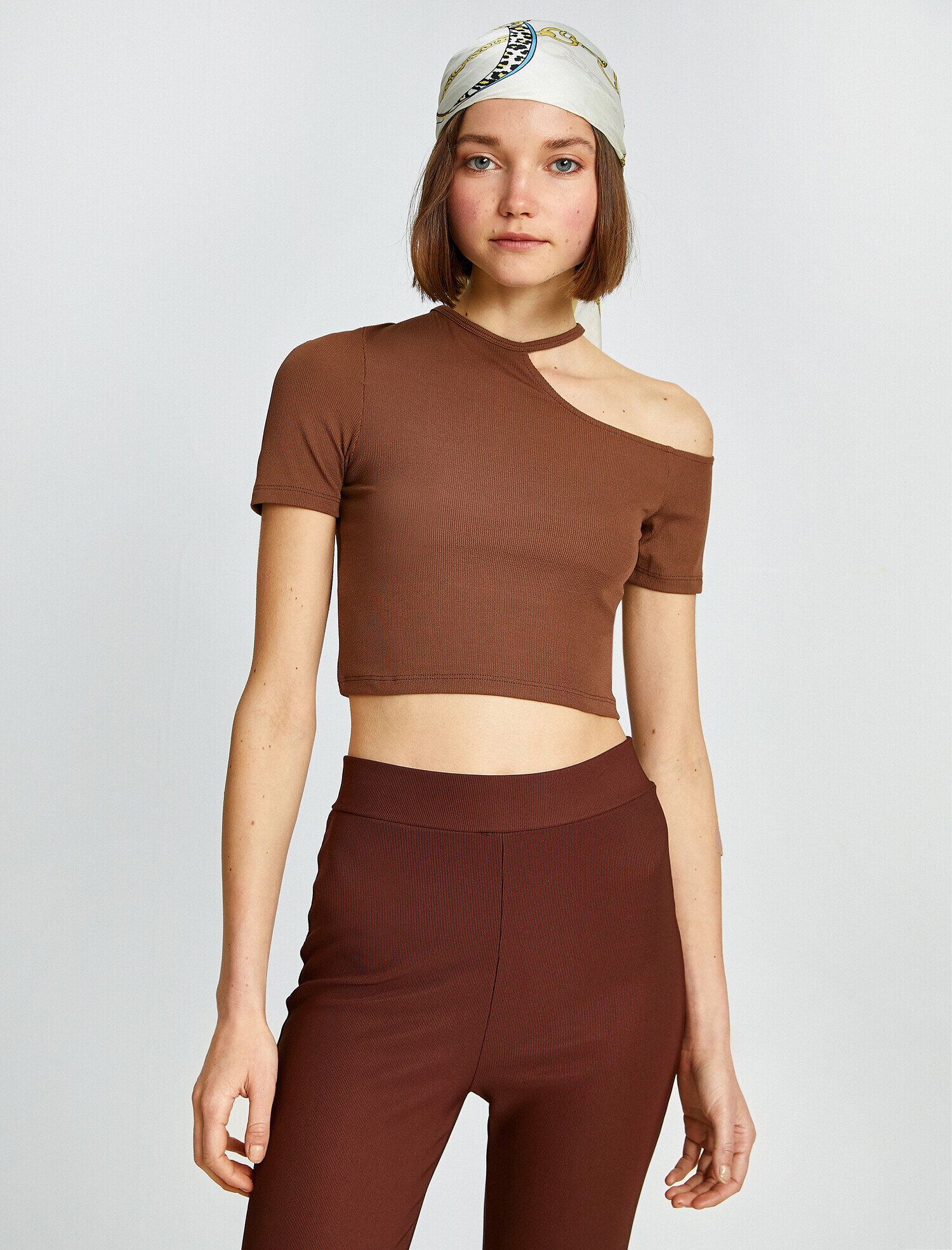   Tek Omuz Asimetrik Tişört