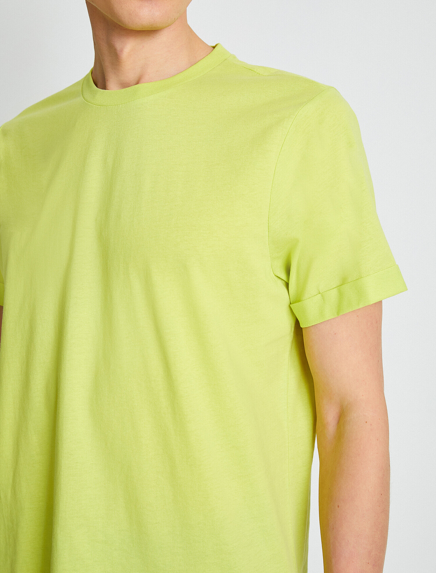   Basic Uzun Tişört Bisiklet Yaka