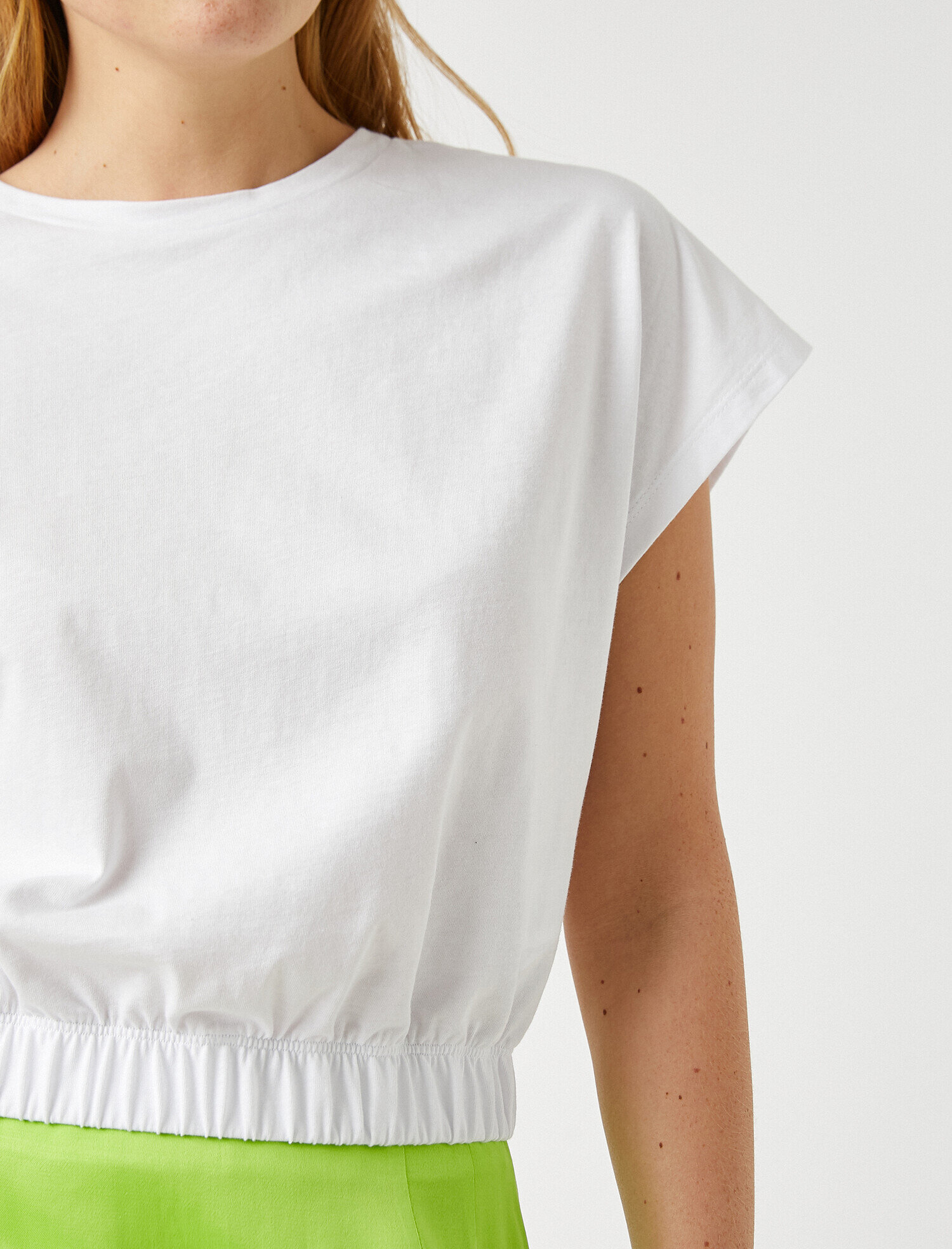   Beli Lastikli Pamuklu Crop Basic Tişört