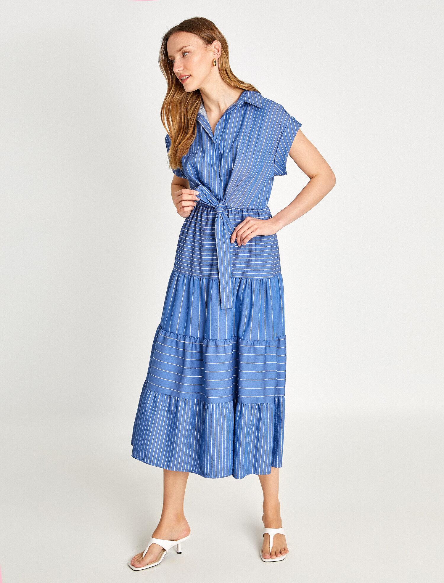   Fırfırlı Uzun Elbise Bağlama Detaylı Kısa Kollu