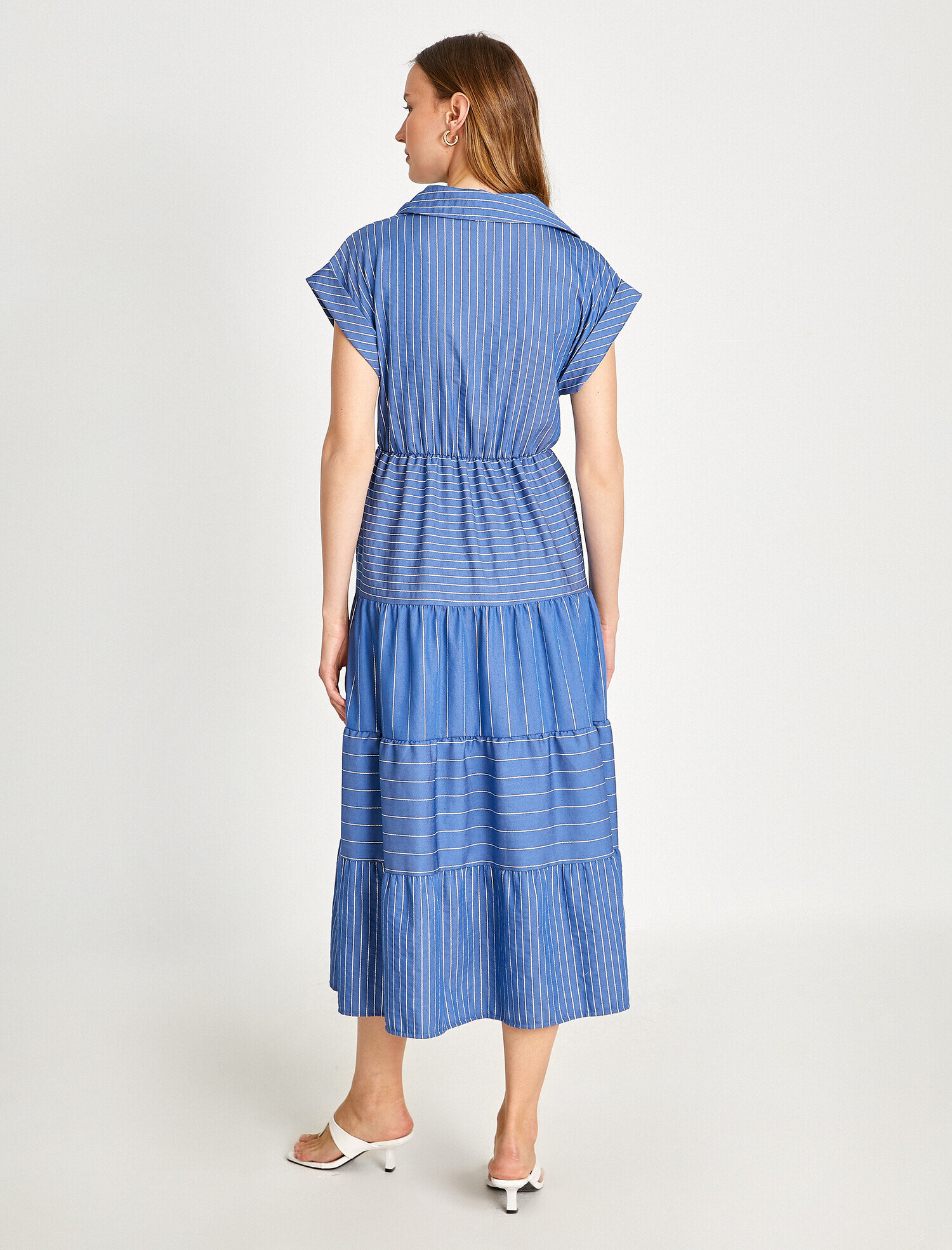   Fırfırlı Uzun Elbise Bağlama Detaylı Kısa Kollu