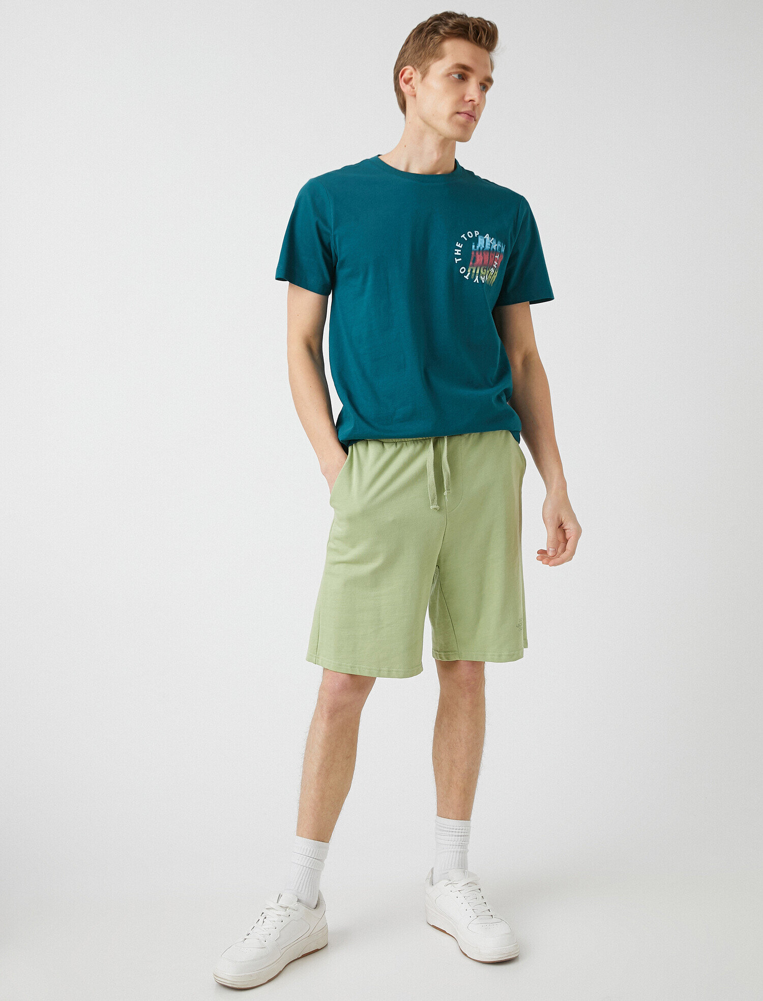   Arkası Baskılı Tişört