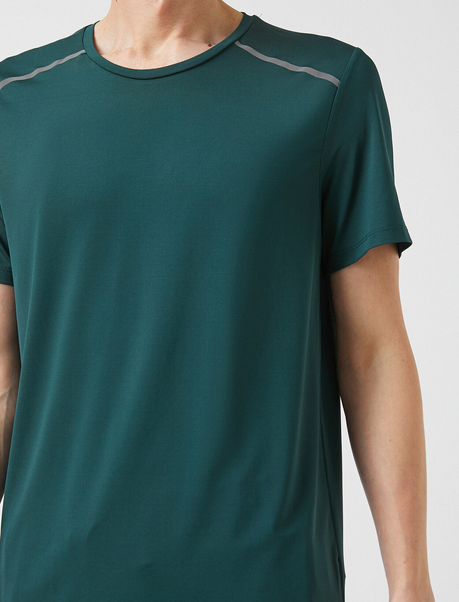   Kısa Kollu Bisiklet Yaka Baskılı Tişört