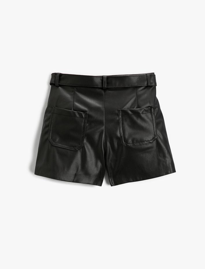 Kız Çocuk Suni Deri Görünümlü Kemer Detaylı Cepli Şort