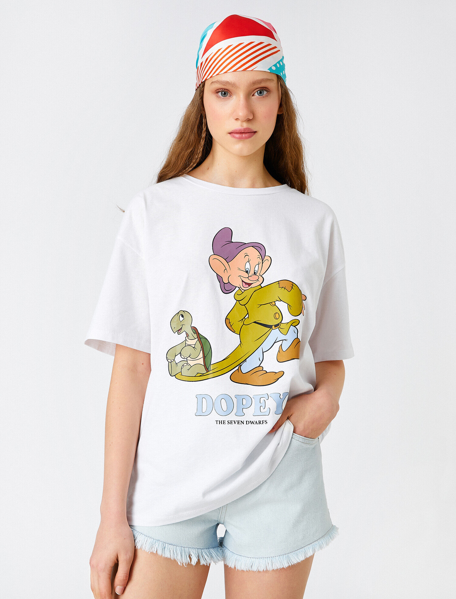   Dopey Baskılı Tişört Lisanslı Kısa Kollu