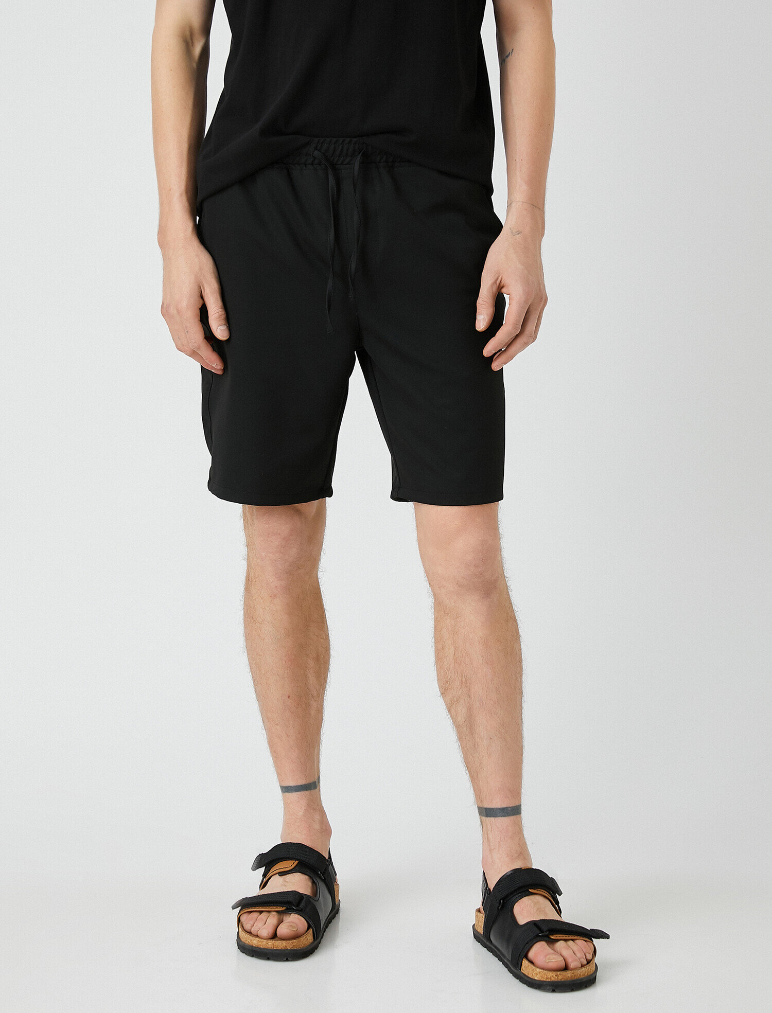   Beli Bağcıklı Chino Şort