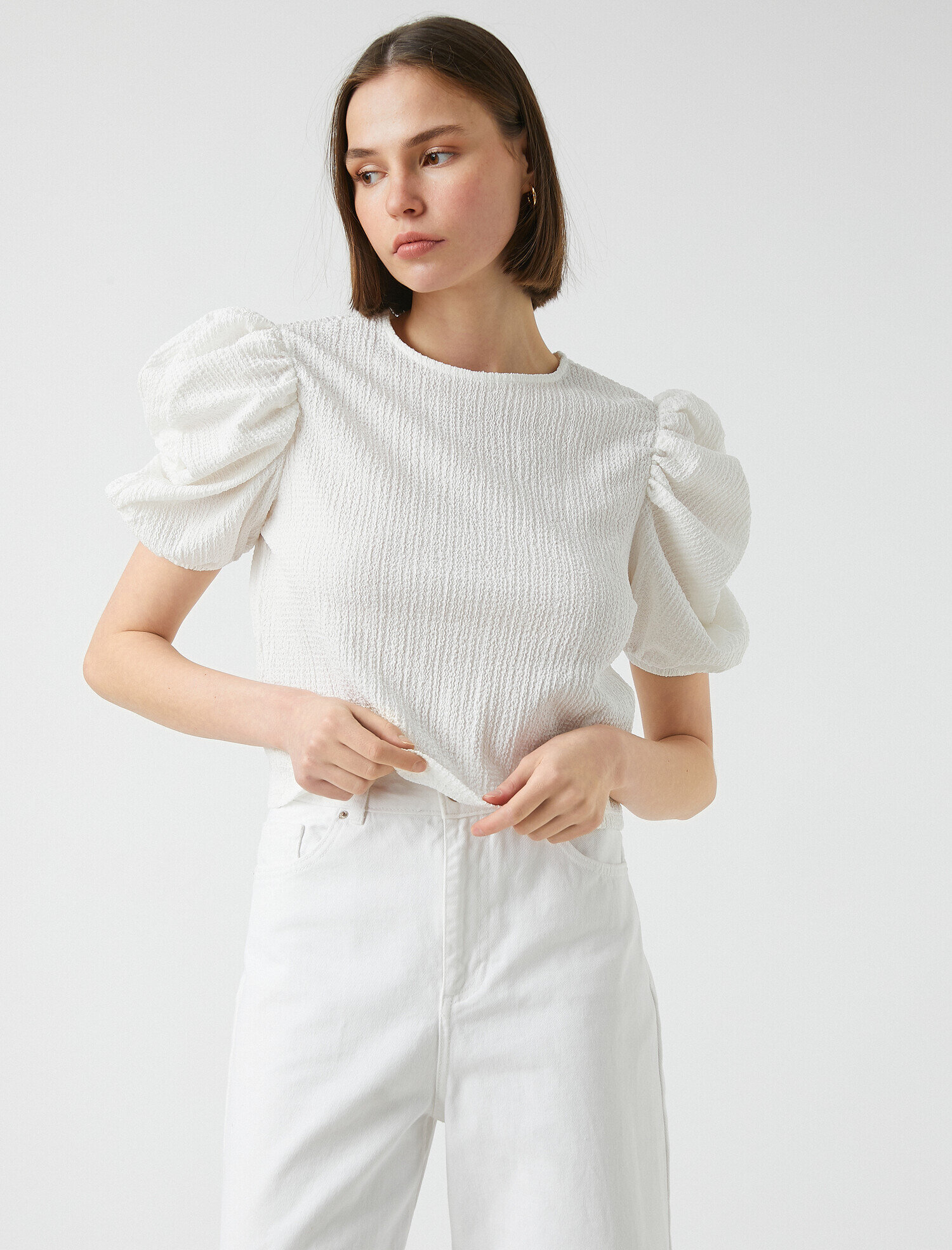   Büzgülü Balon Kollu Tişört Bisiklet Yaka