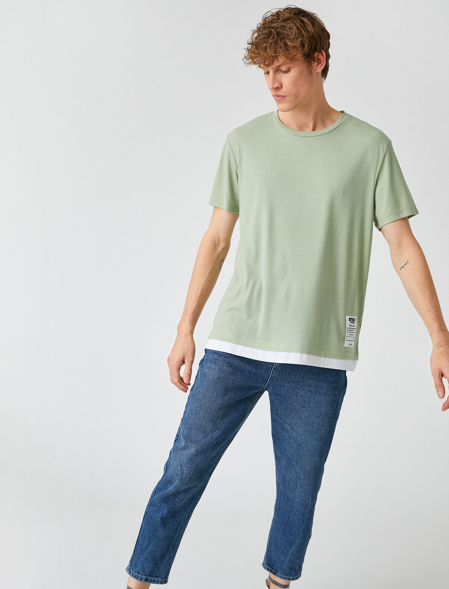   Oversize Etiketli Tişört