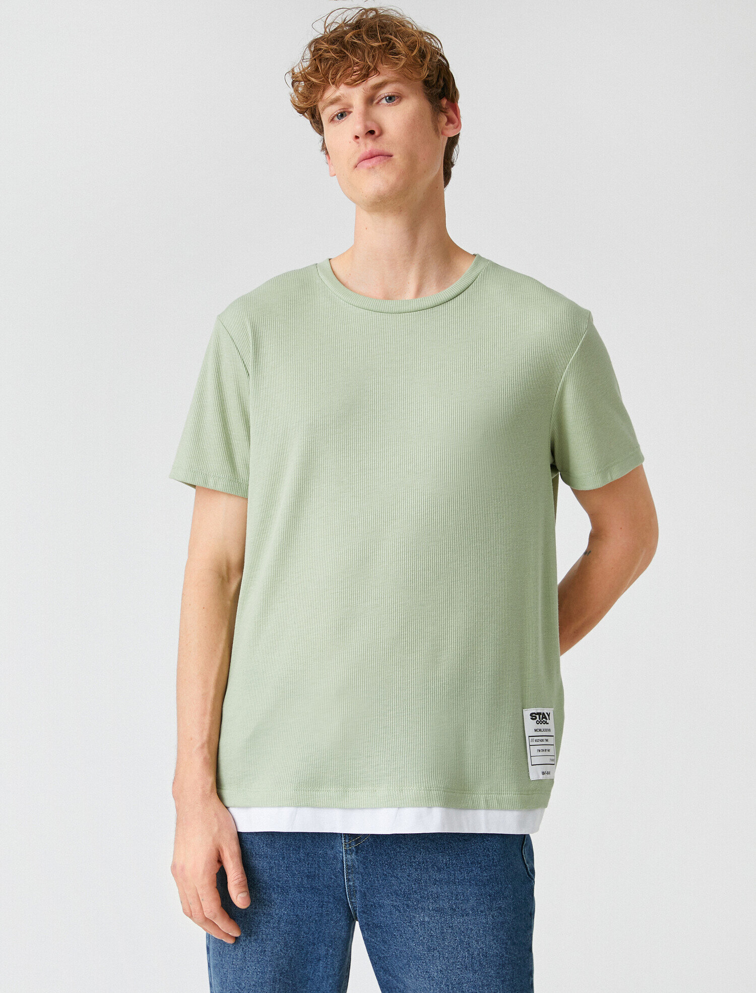   Oversize Etiketli Tişört