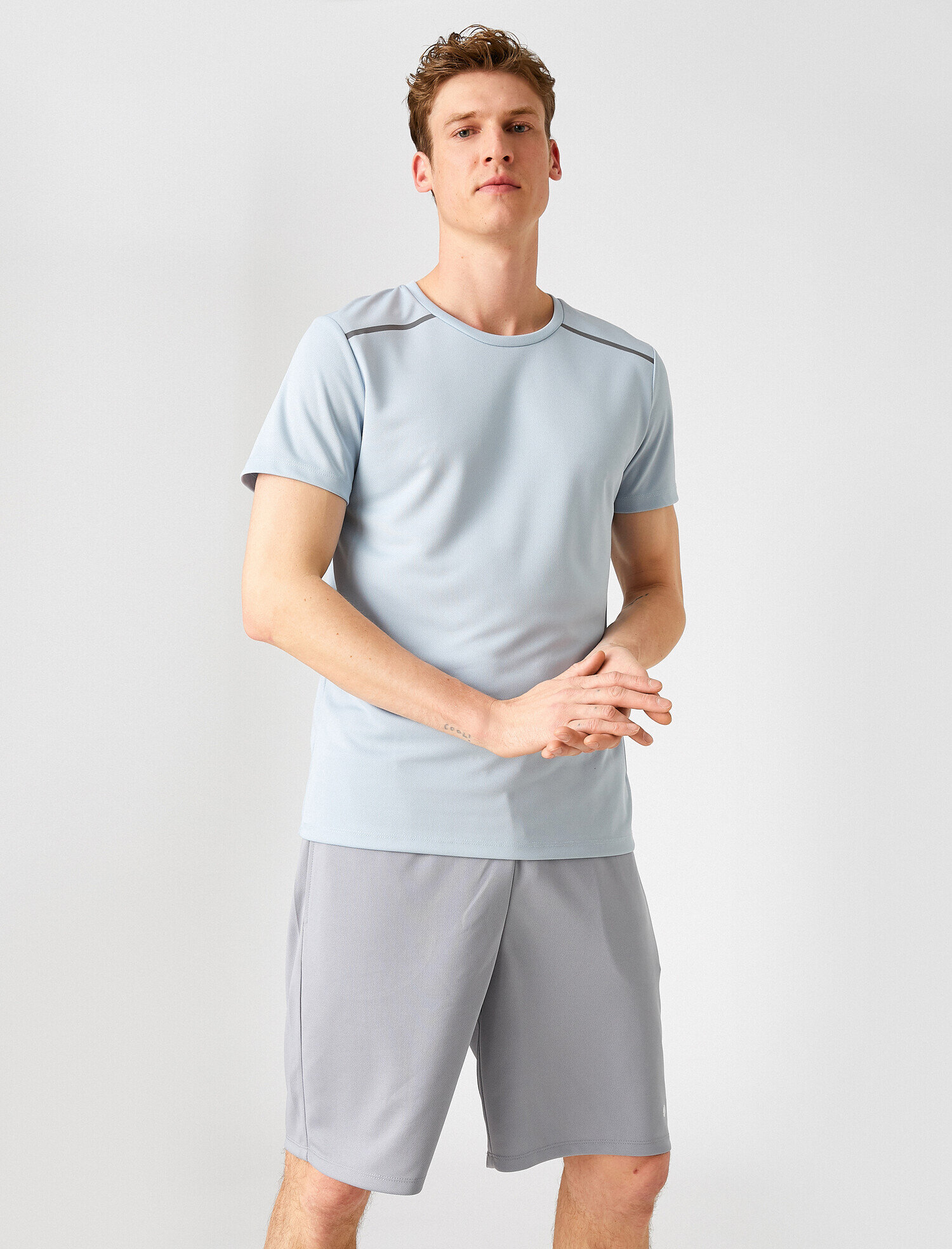   Baskı Detaylı Spor Tişört